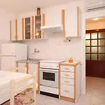 Apartment Apartments By The Sea Prizba, Korcula - 9276 *