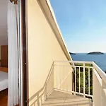 Apartment Apartments By The Sea Prizba, Korcula - 9276