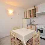 Apartment Apartments By The Sea Prizba, Korcula - 9276 *